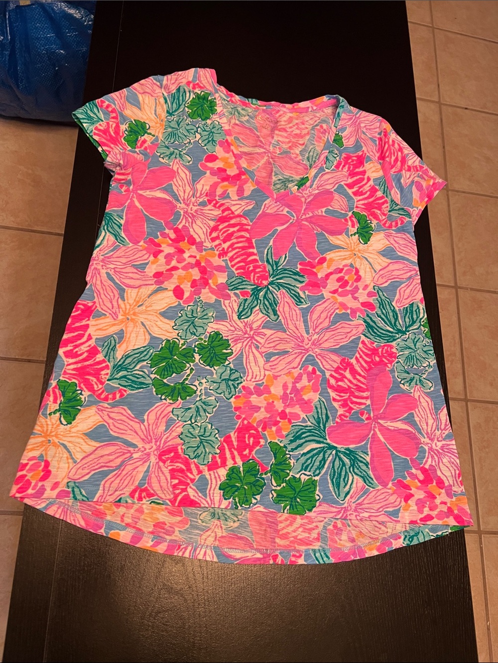 Vineyard Vines Girls' Pink, Green & Blue Floral V-Neck Tee
